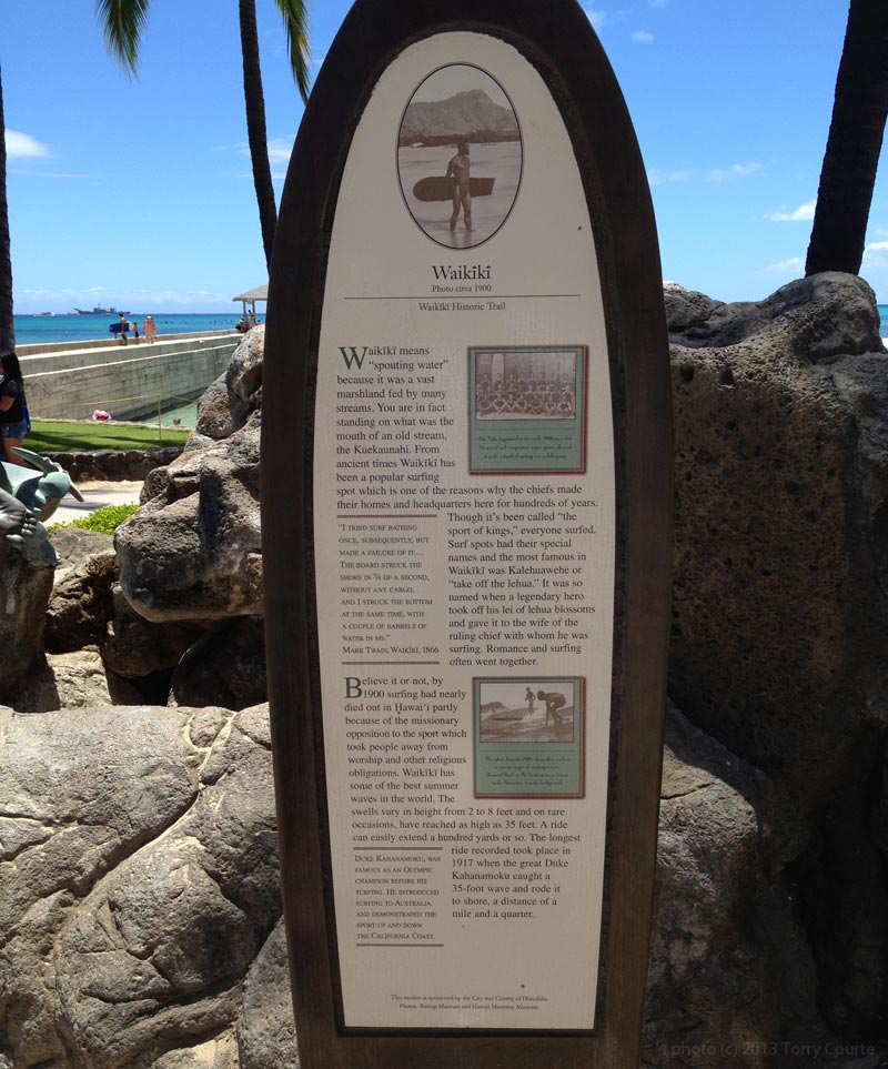 Waikiki Historic Trail sign (Torry Courte - photo)